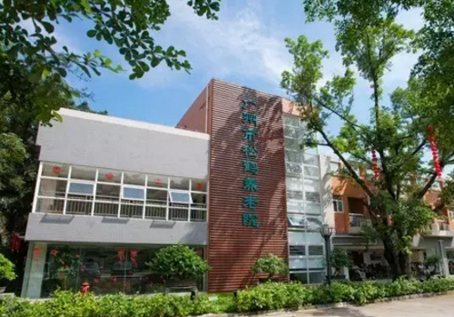 闹市中的花园：海珠松鹤养老院